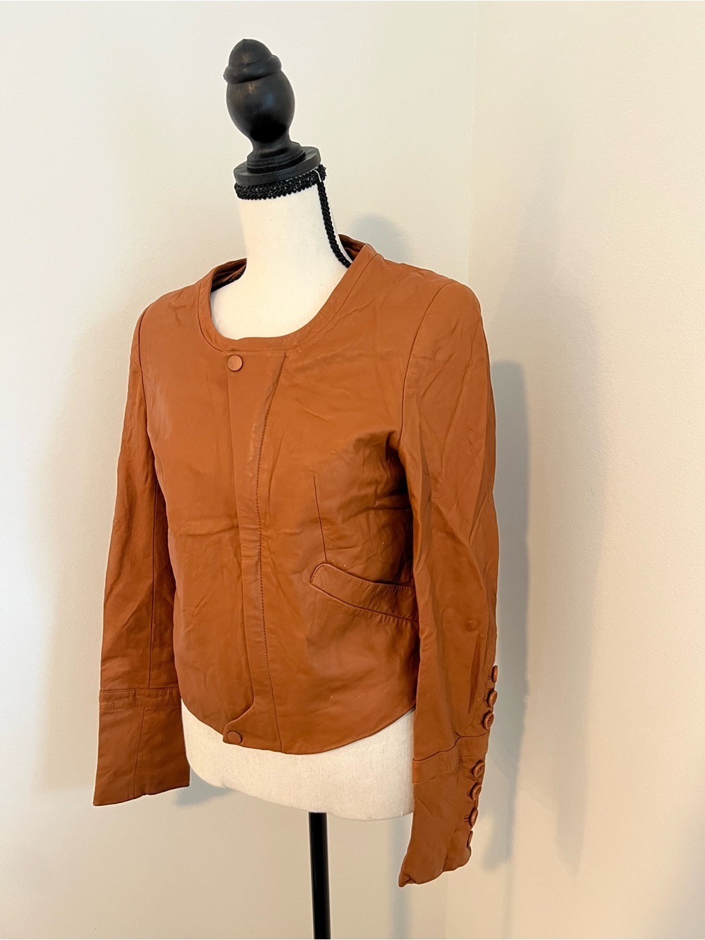 Cognac Rust Brown Sheep Lamb Leather Jacket Round Neck Button Cuffs Size XS Moto